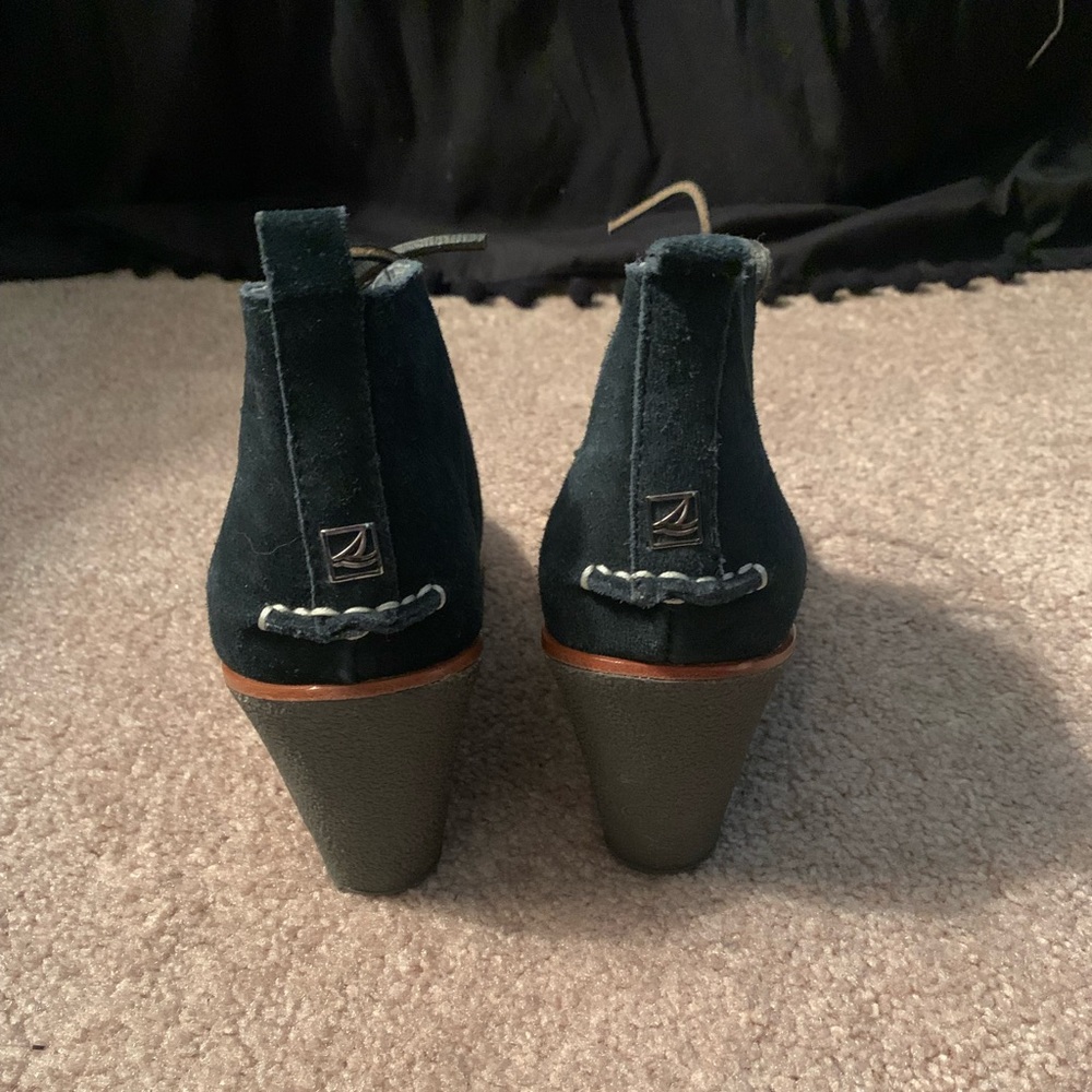 Sperry women’s top sider wedge. Size 7.